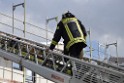 Dachstuhlbrand Koeln Poll Geislarerstr P519